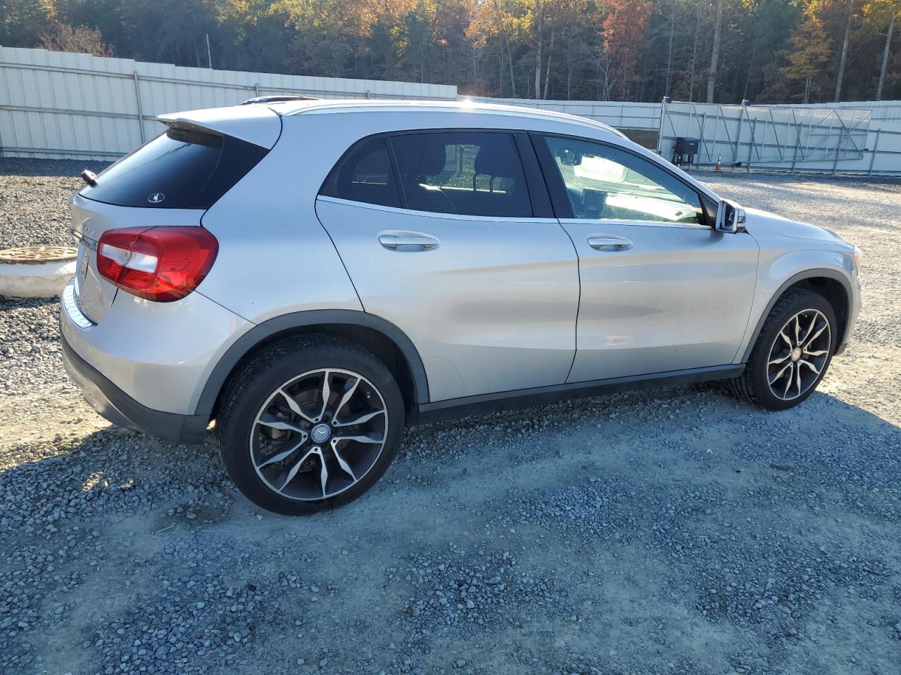 MERCEDES-BENZ GLA-CLASS 250 4MATIC