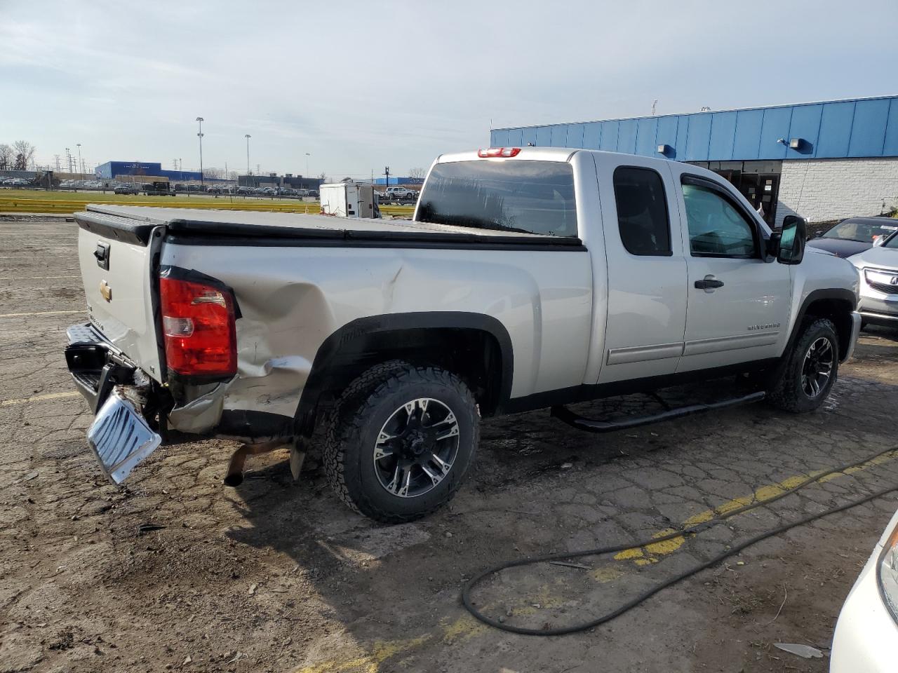 CHEVROLET SILVERADO C1500 LT