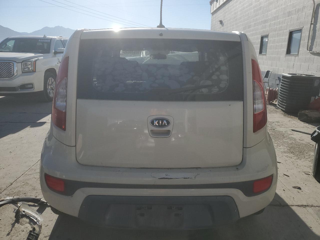 KIA SOUL
