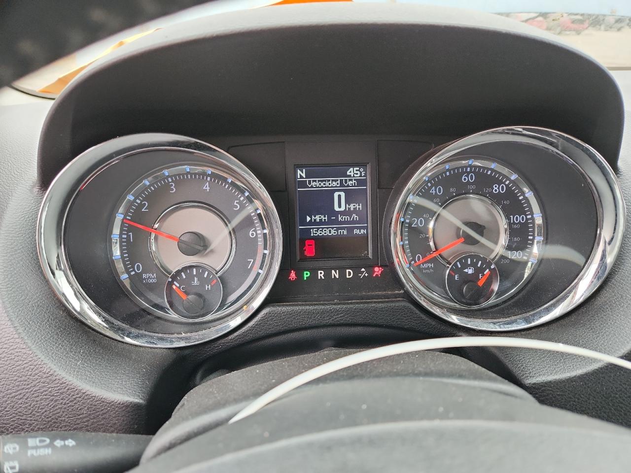 CHRYSLER TOWN & COUNTRY TOURING L