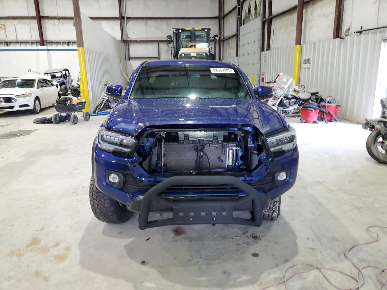 TOYOTA TACOMA DOUBLE CAB