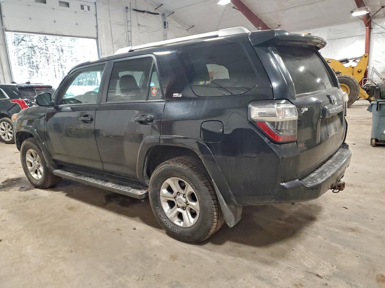 TOYOTA 4RUNNER SR5/SR5 PREMIUM