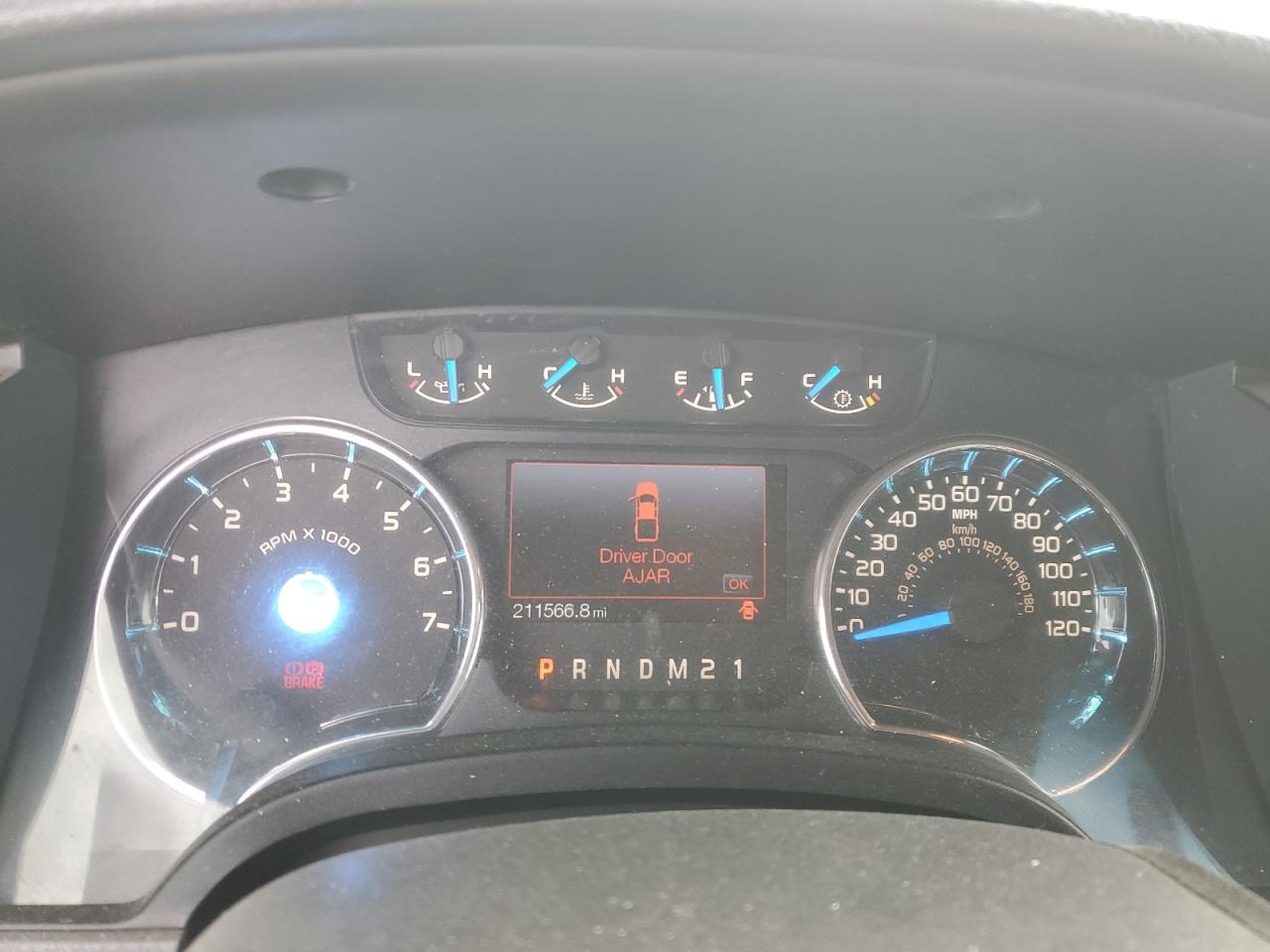 FORD F-150 SUPER CAB