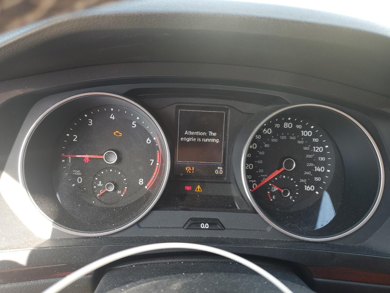 VOLKSWAGEN TIGUAN SE