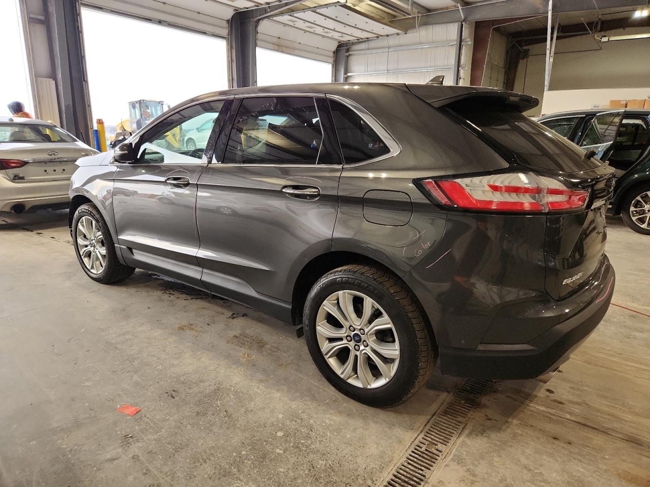 FORD EDGE TITANIUM