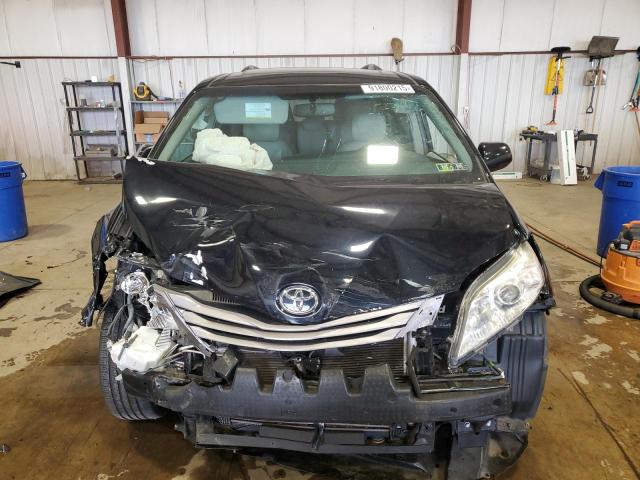 2017 TOYOTA SIENNA XLE #3304669967