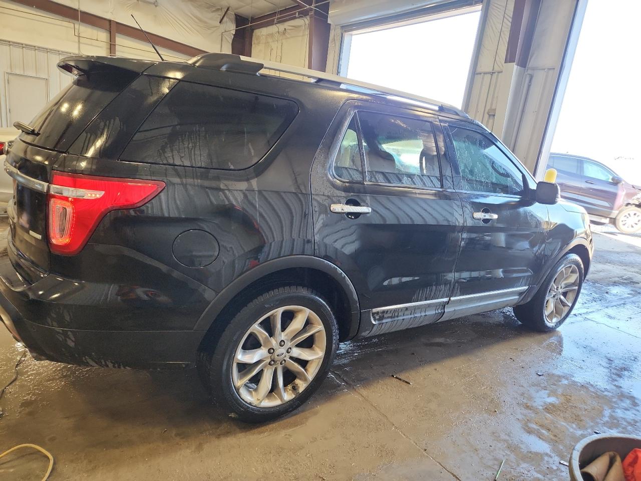 FORD EXPLORER LIMITED