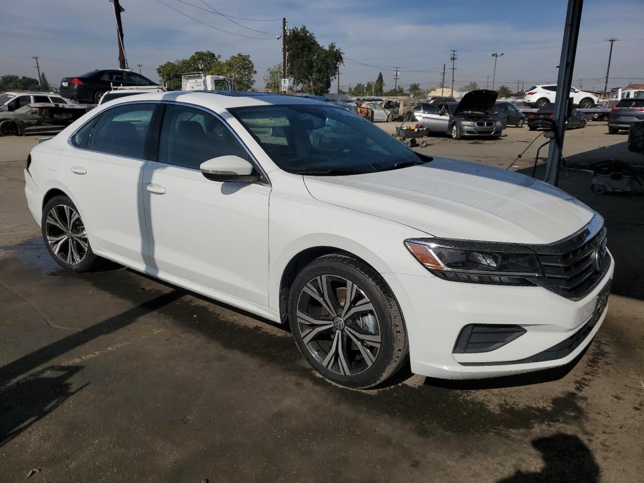 VOLKSWAGEN PASSAT SE