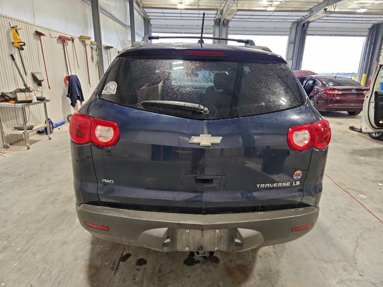 CHEVROLET TRAVERSE LS