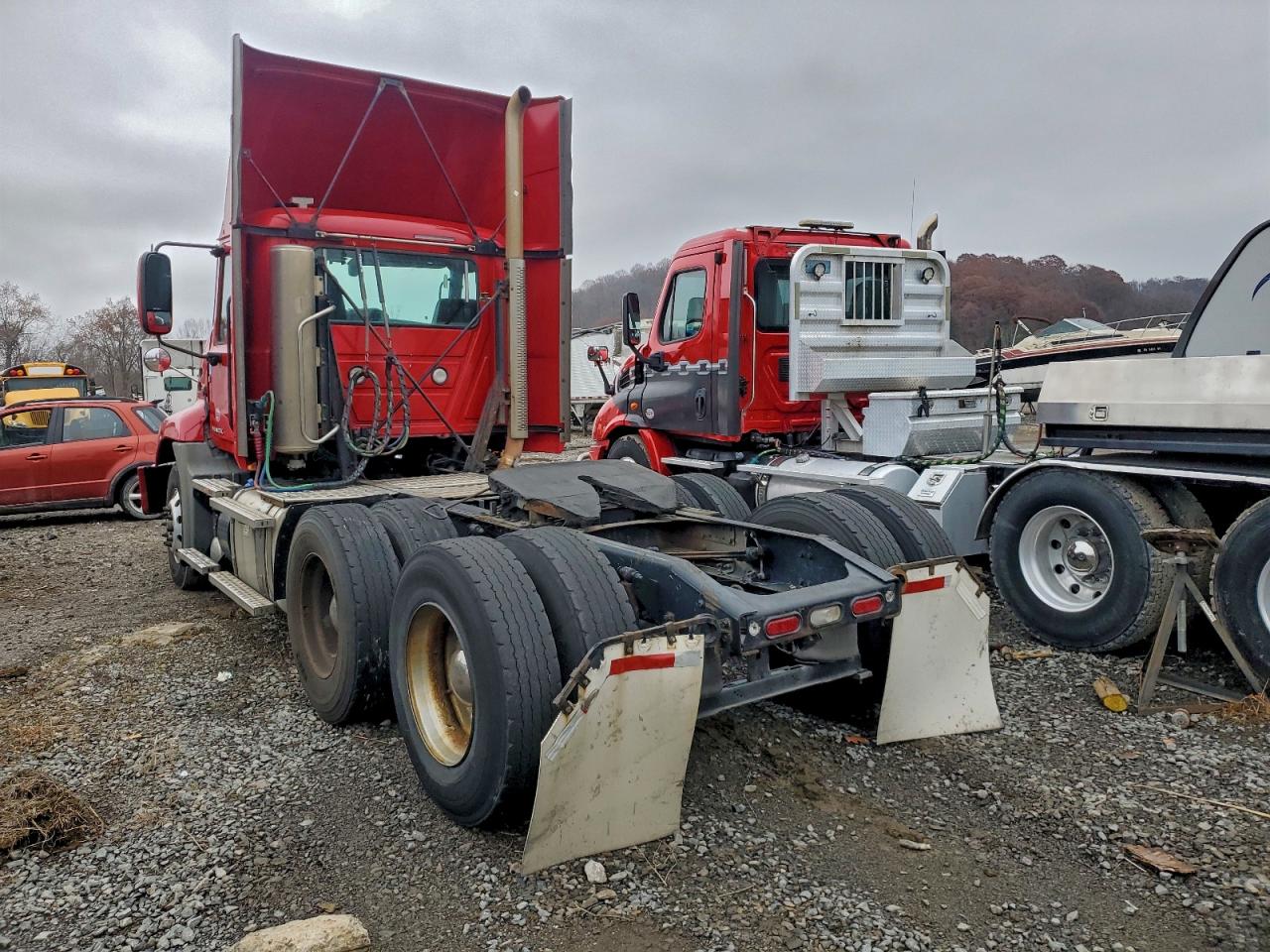 Lot #3304518463 2018 MACK 600 CXU600