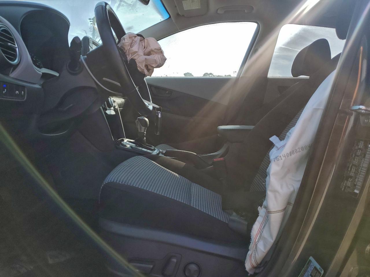 HYUNDAI KONA SEL PLUS