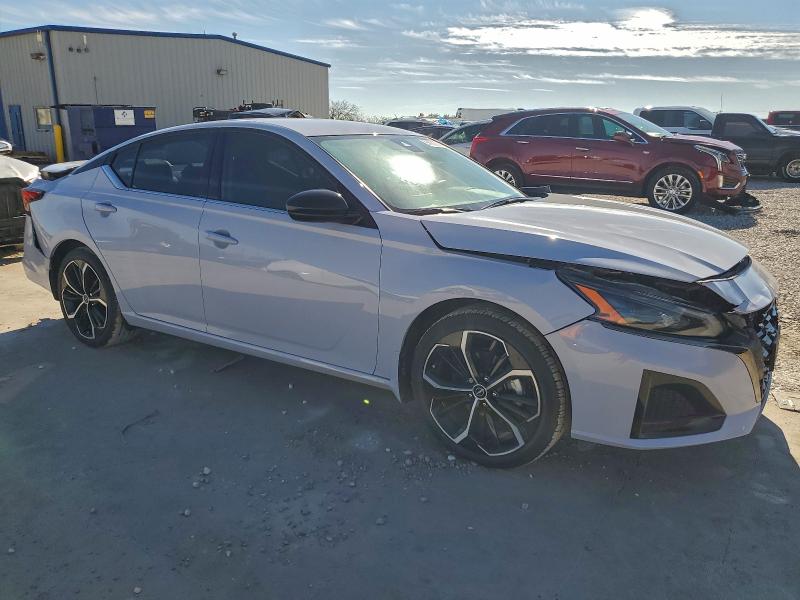 2025 NISSAN ALTIMA SR #3305682725