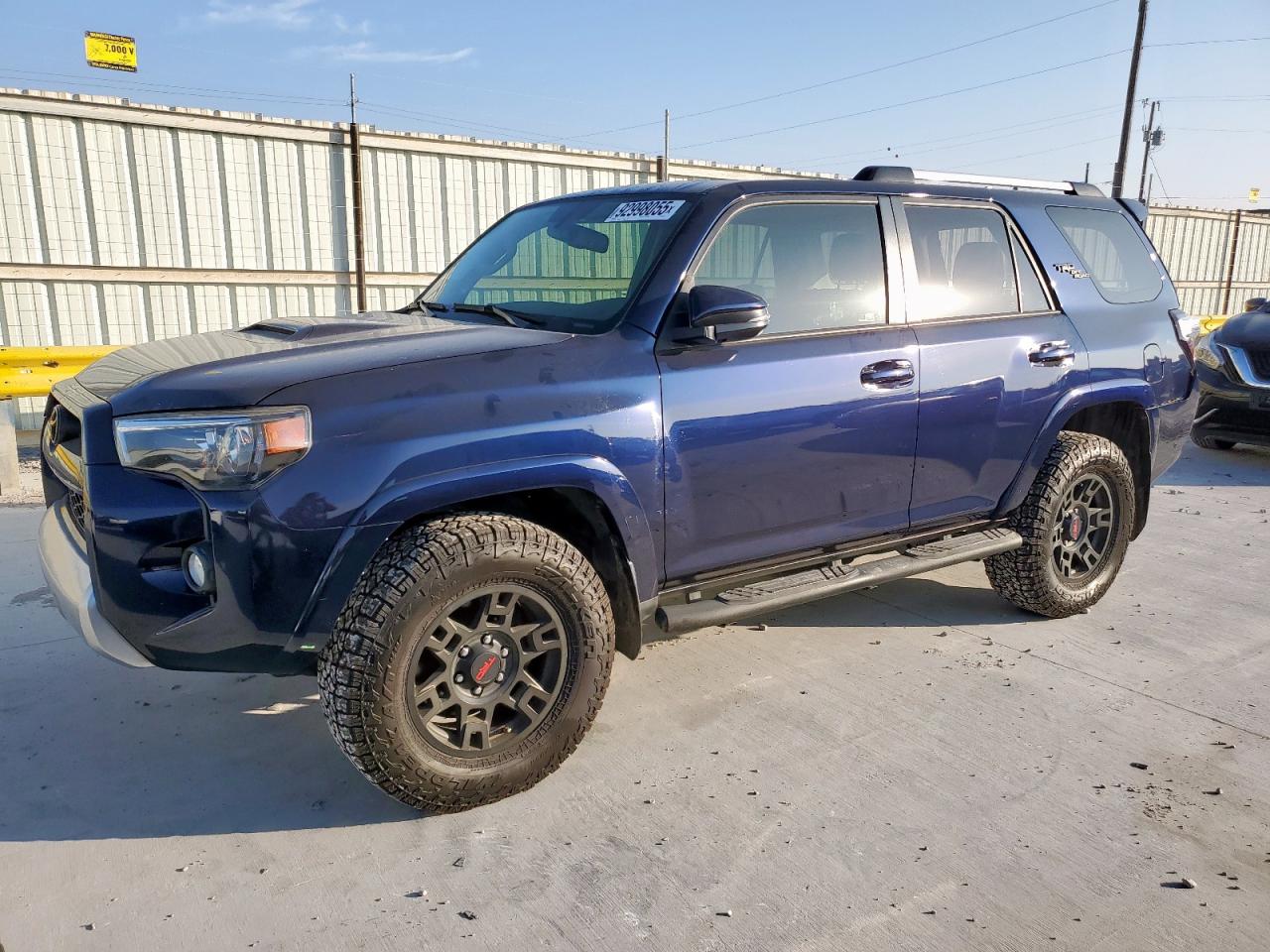 TOYOTA 4RUNNER SR5/SR5 PREMIUM