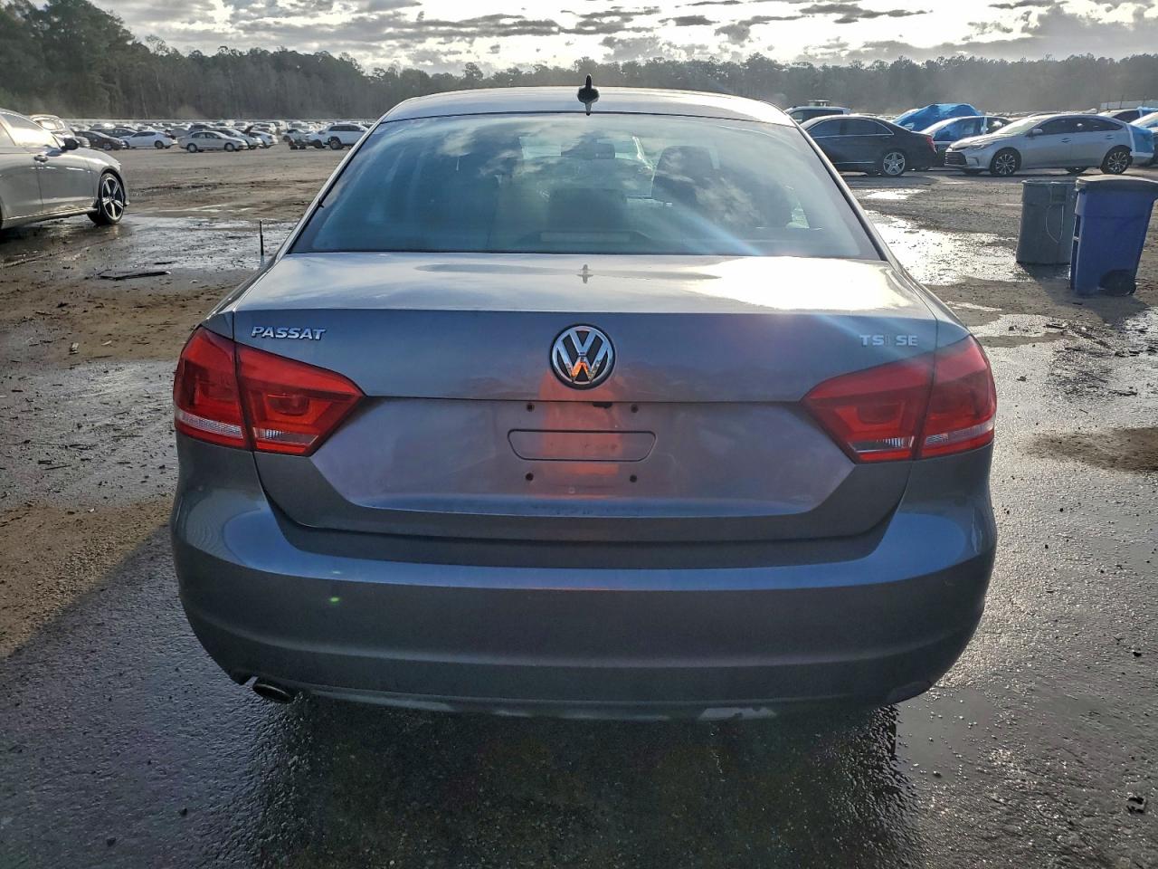 VOLKSWAGEN PASSAT SE