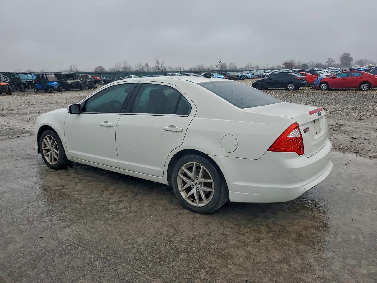 FORD FUSION SE