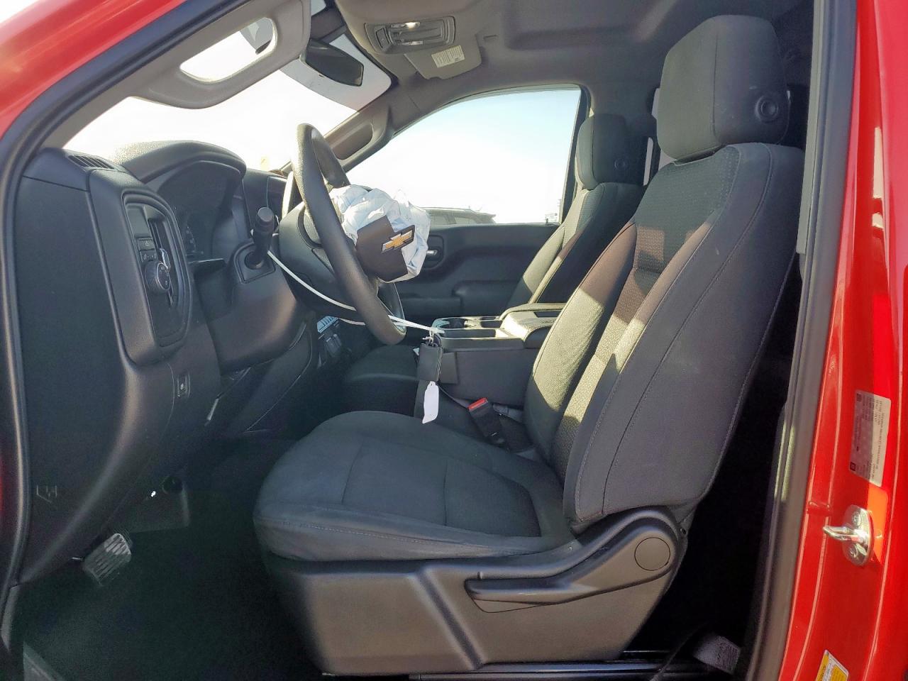 CHEVROLET SILVERADO C1500 CUSTOM