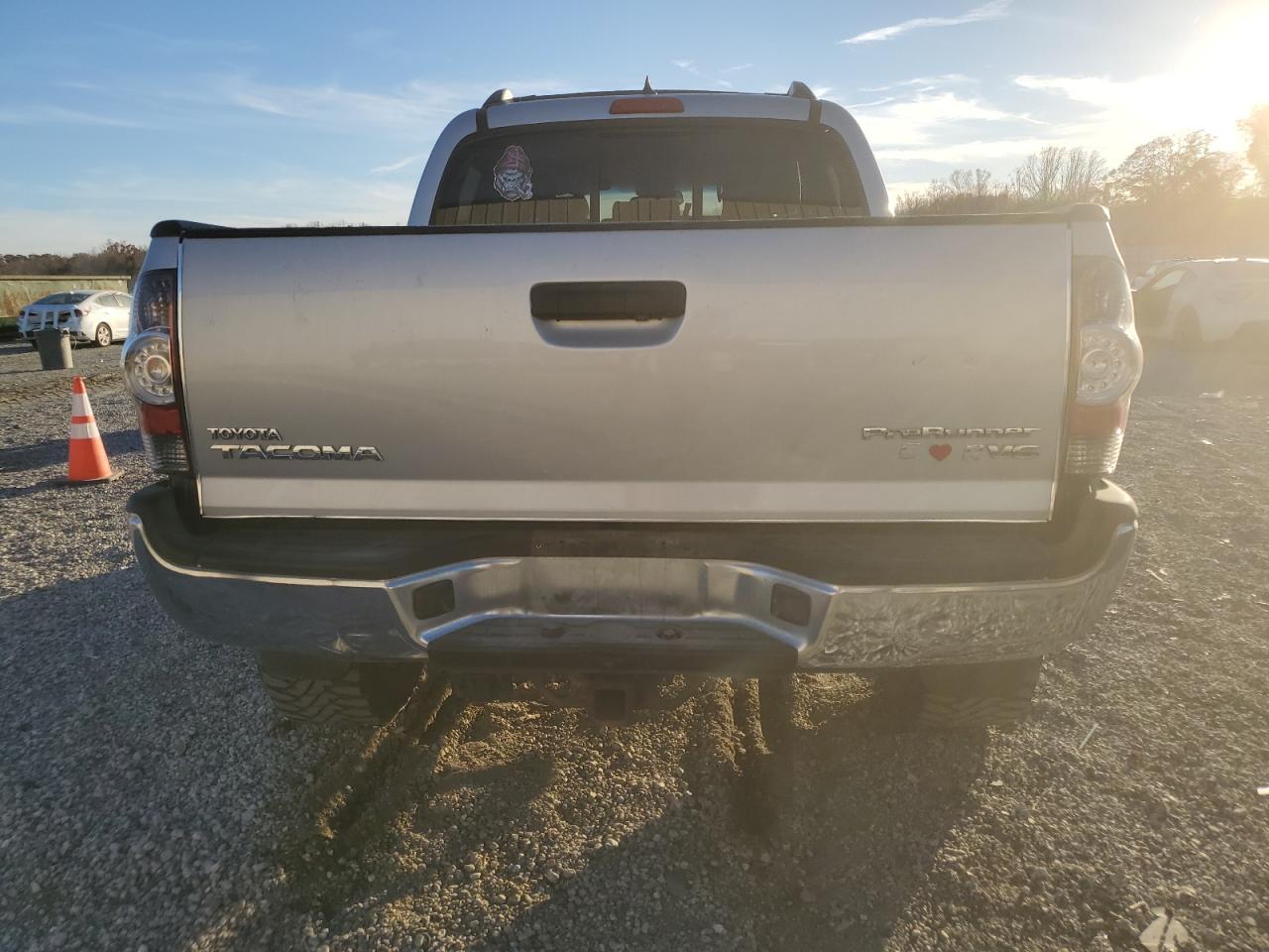 TOYOTA TACOMA DOUBLE CAB PRERUNNER