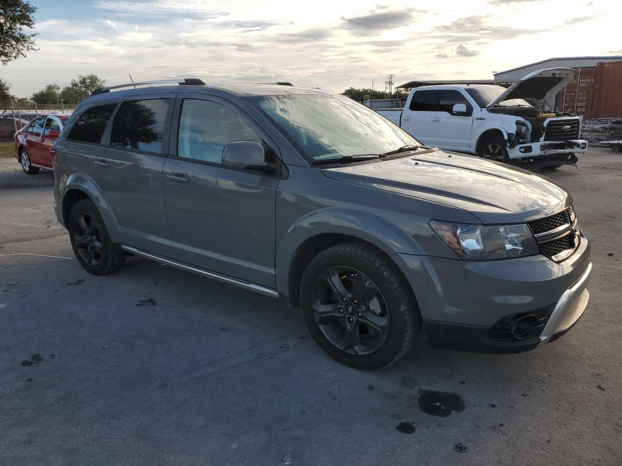 DODGE JOURNEY CROSSROAD
