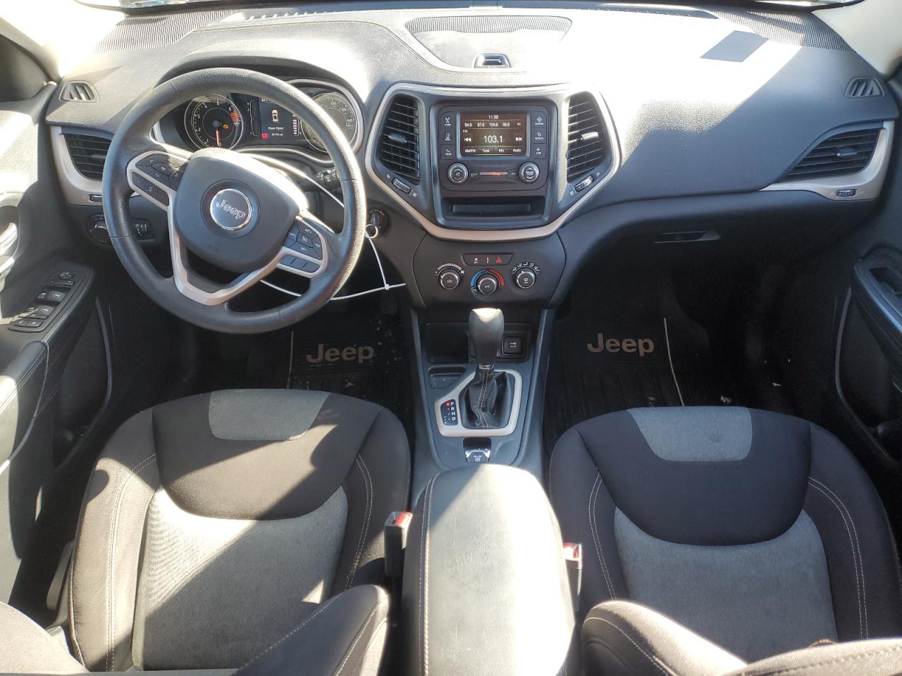 JEEP GRAND CHEROKEE SPORT