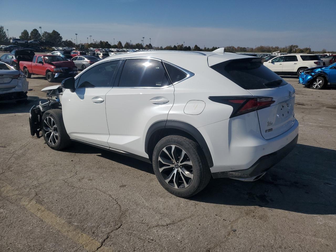 LEXUS NX 200T BASE
