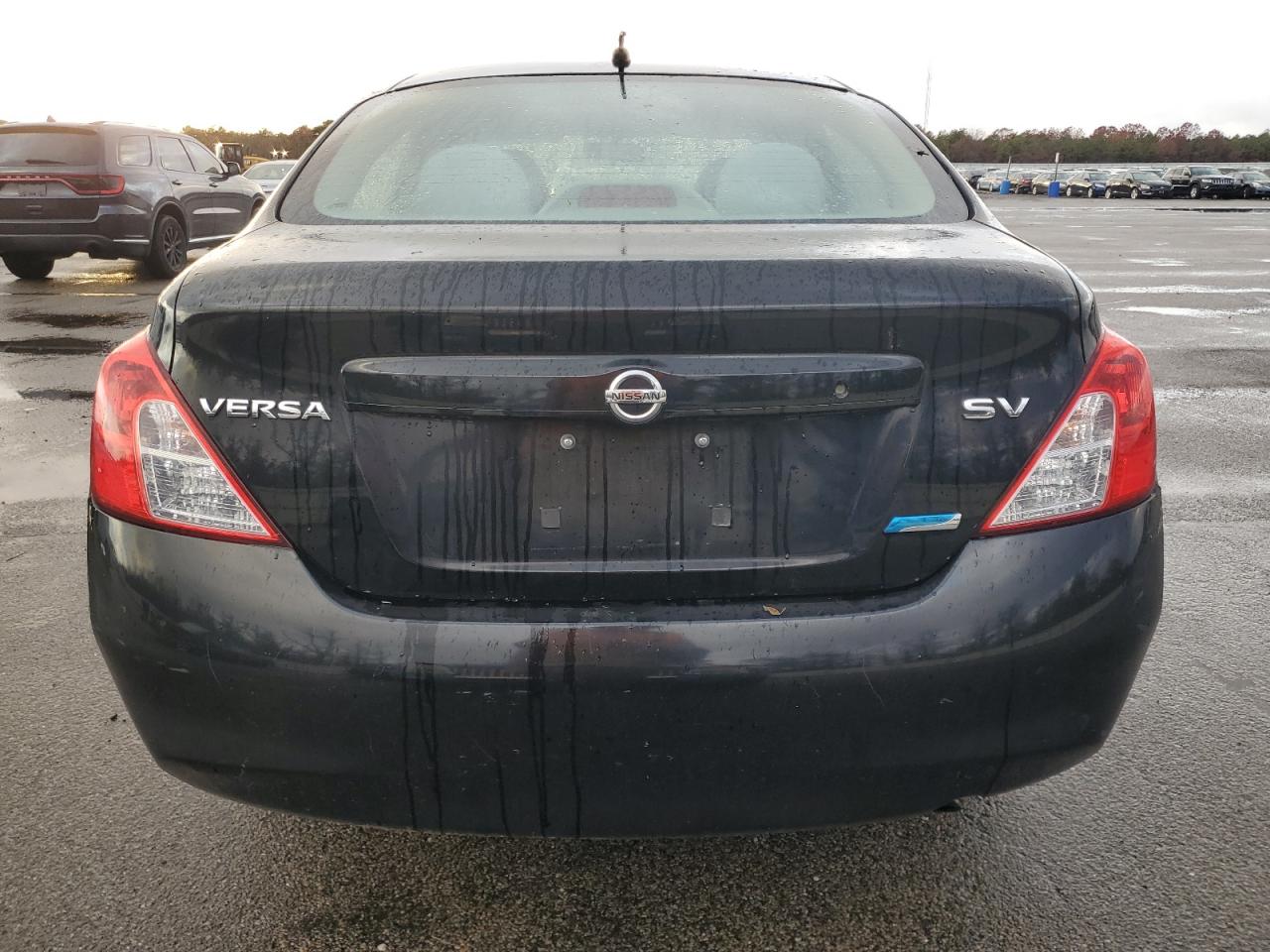 NISSAN VERSA S