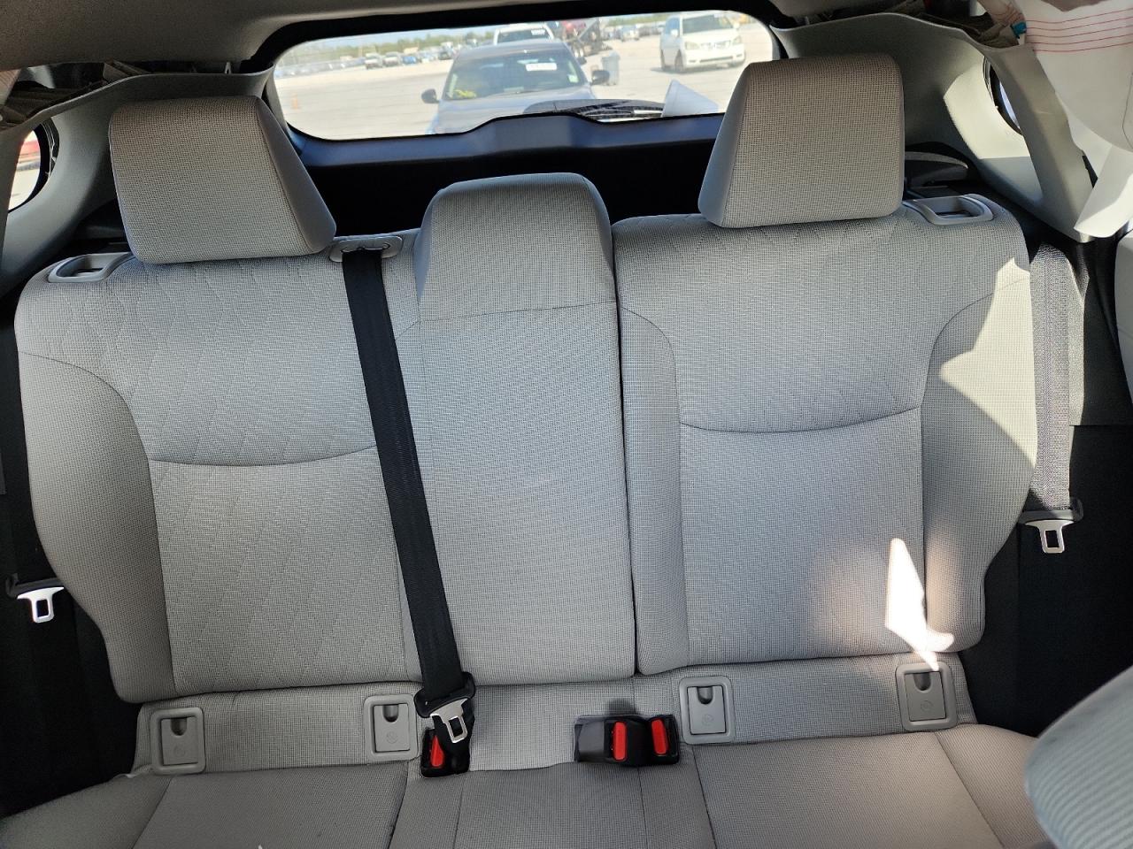 TOYOTA COROLLA CROSS LE