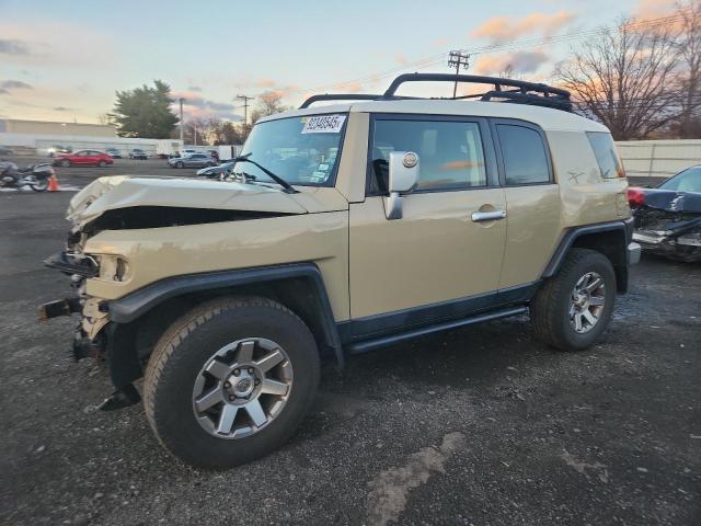 TOYOTA FJ CRUISER