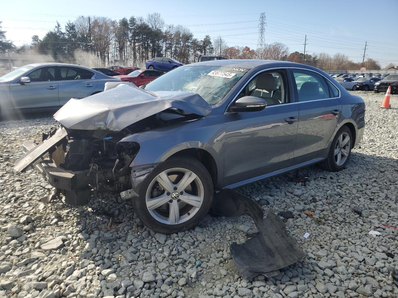 VOLKSWAGEN PASSAT SE