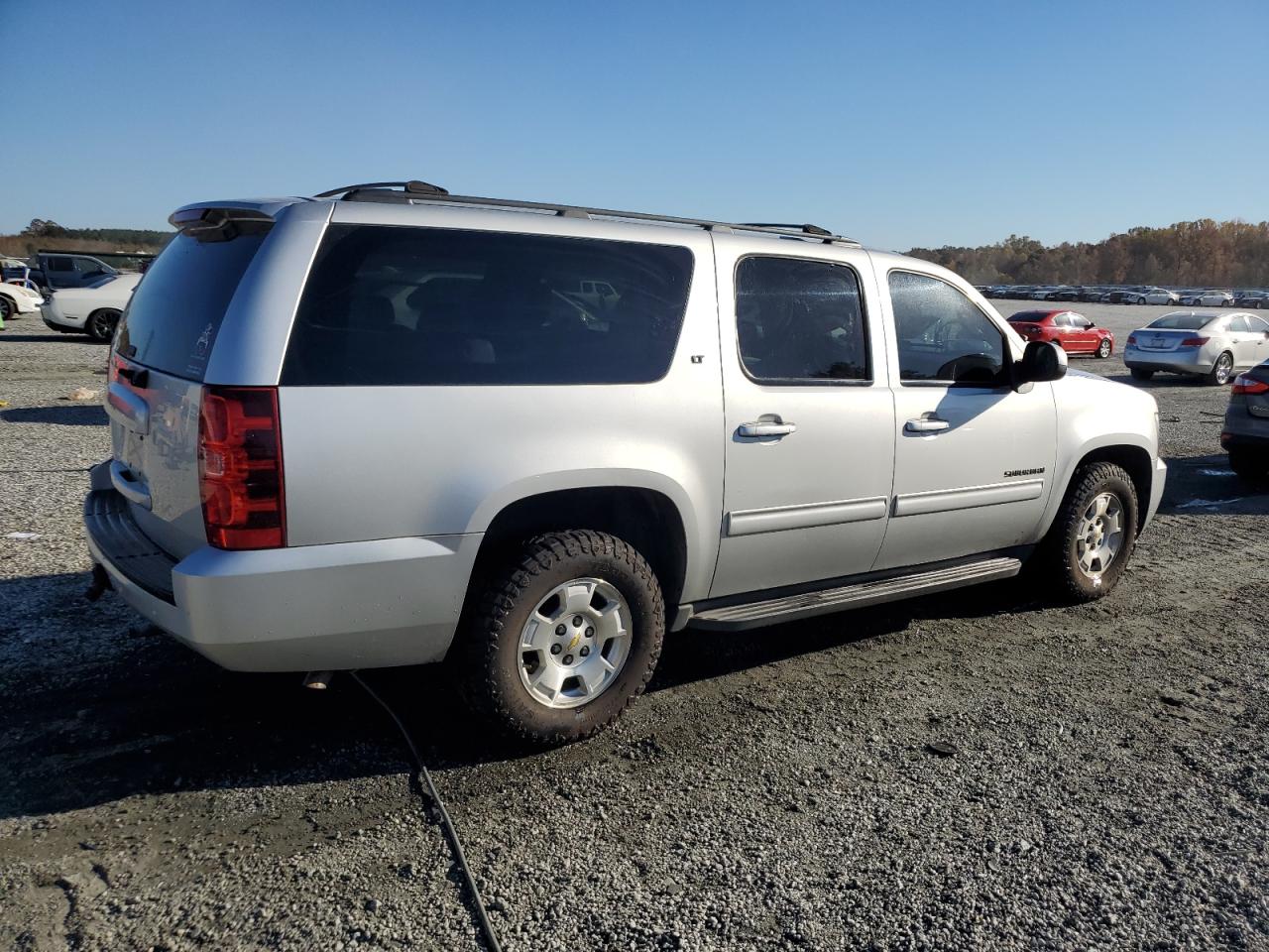 CHEVROLET SUBURBAN C1500 LT