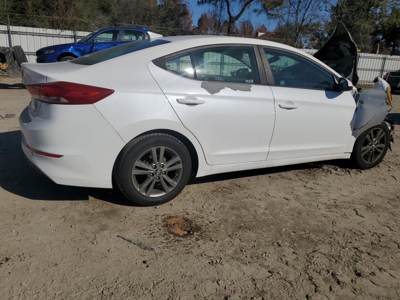 Lot #3301834378 2017 HYUNDAI ELANTRA SE