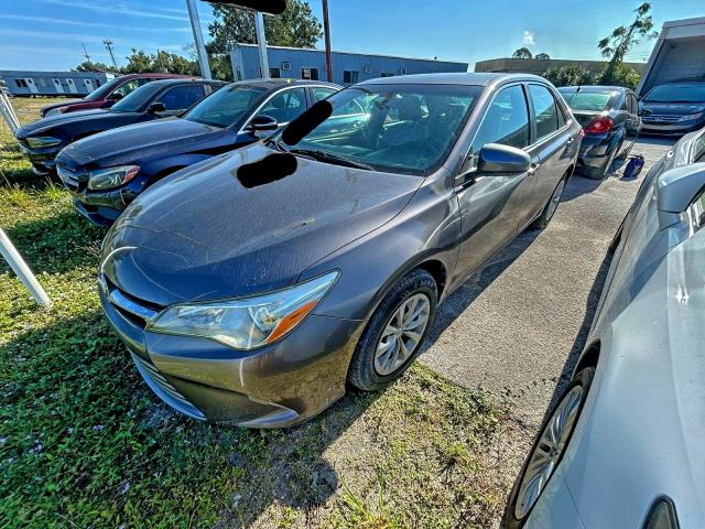 2015 TOYOTA CAMRY LE #3297074526
