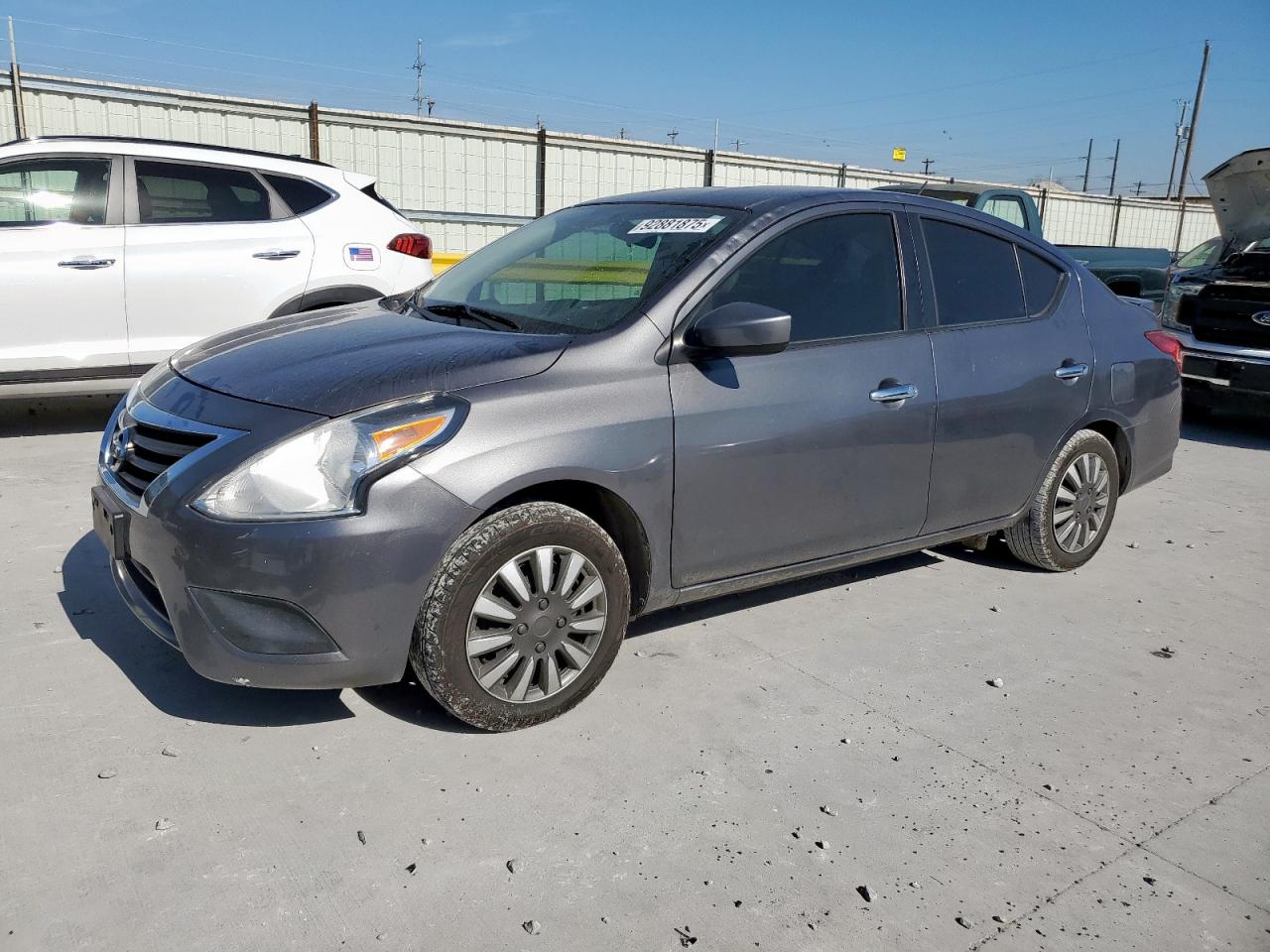NISSAN VERSA S