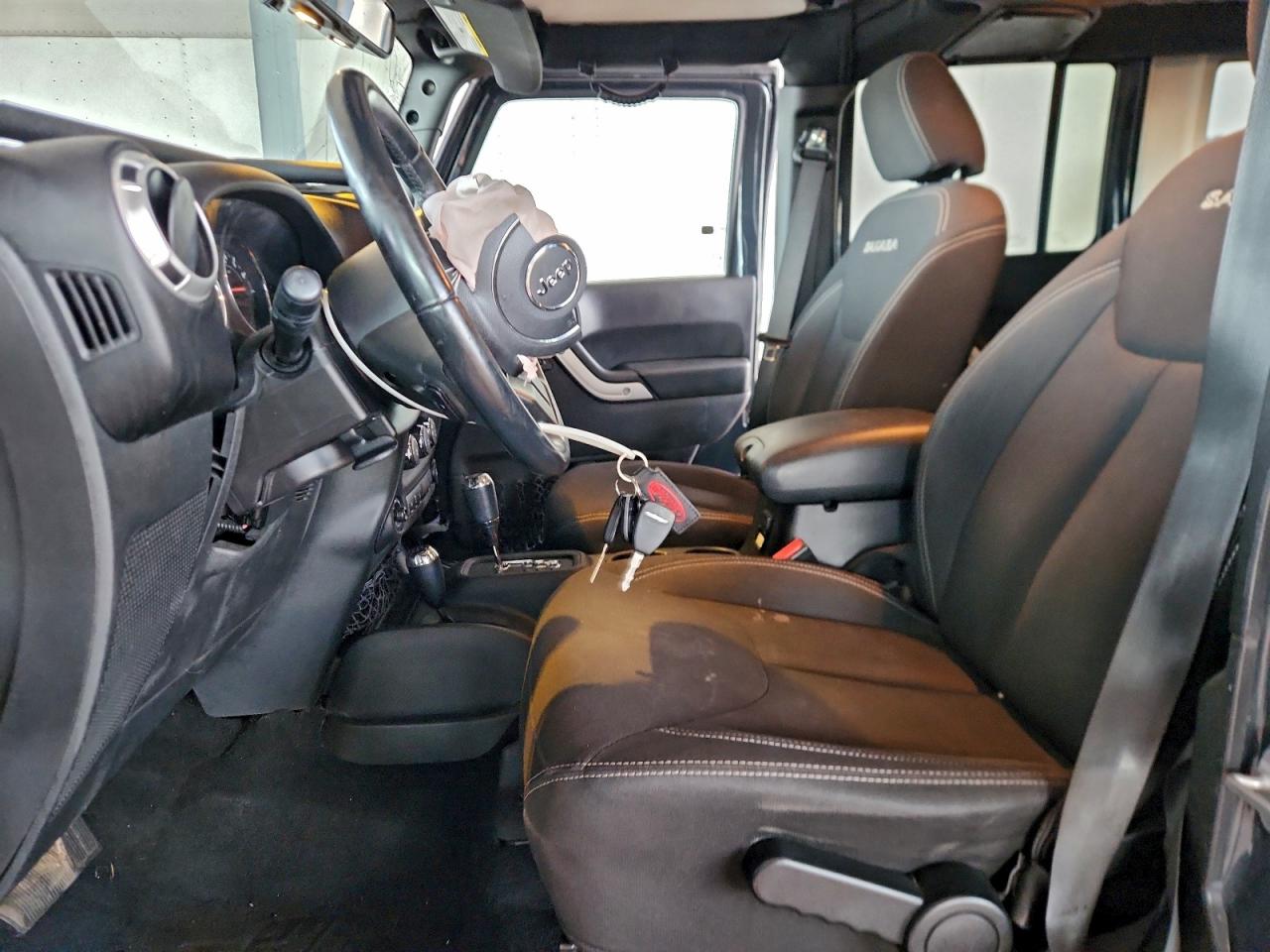 JEEP WRANGLER SAHARA