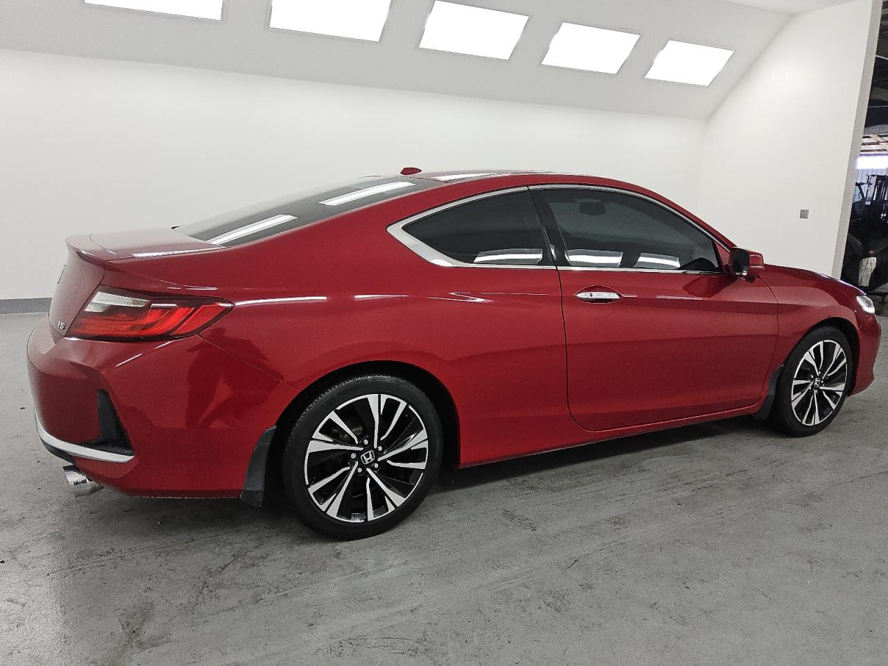 Lot #3315739346 2017 HONDA ACCORD EXL