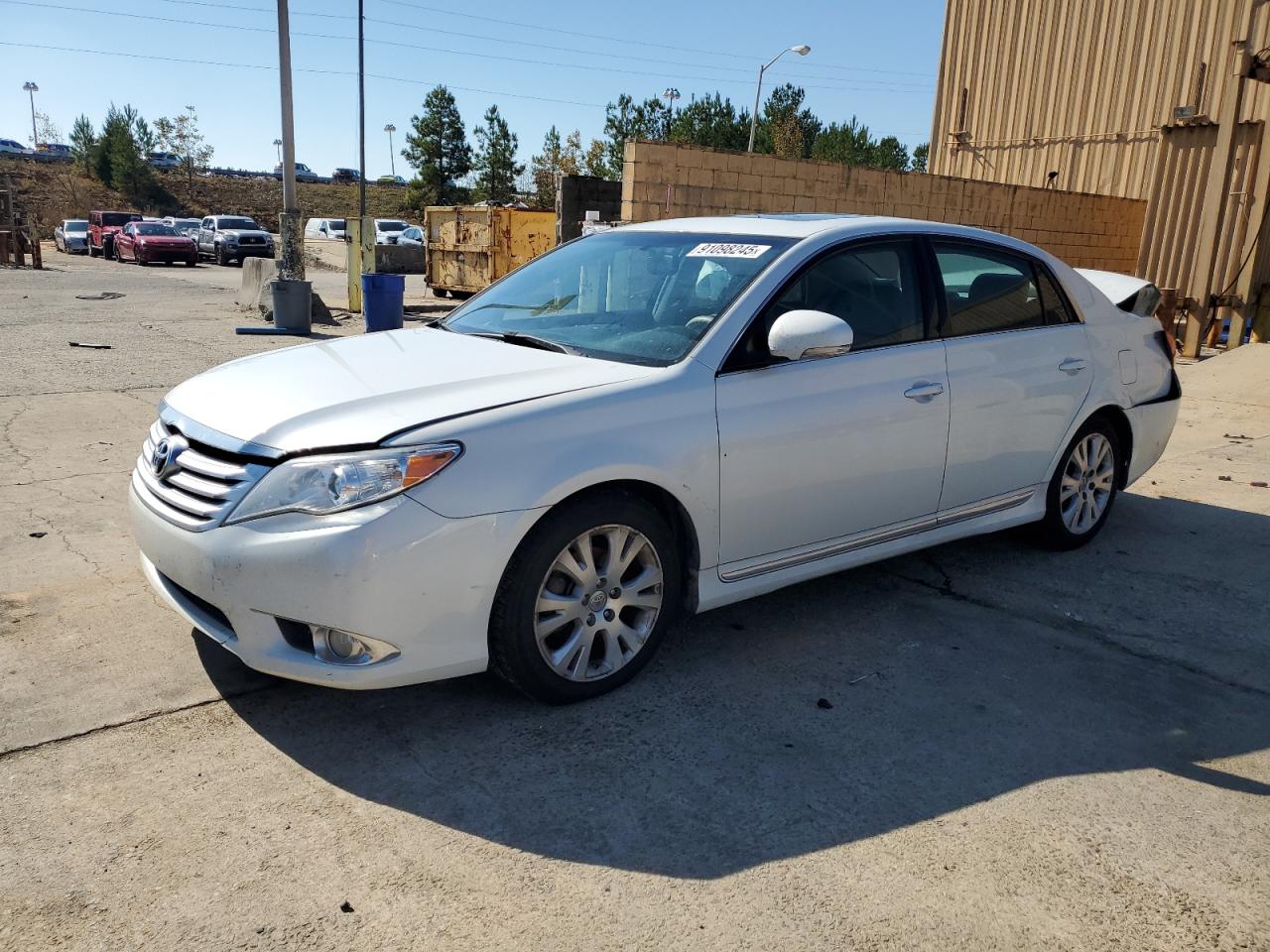 TOYOTA AVALON BASE