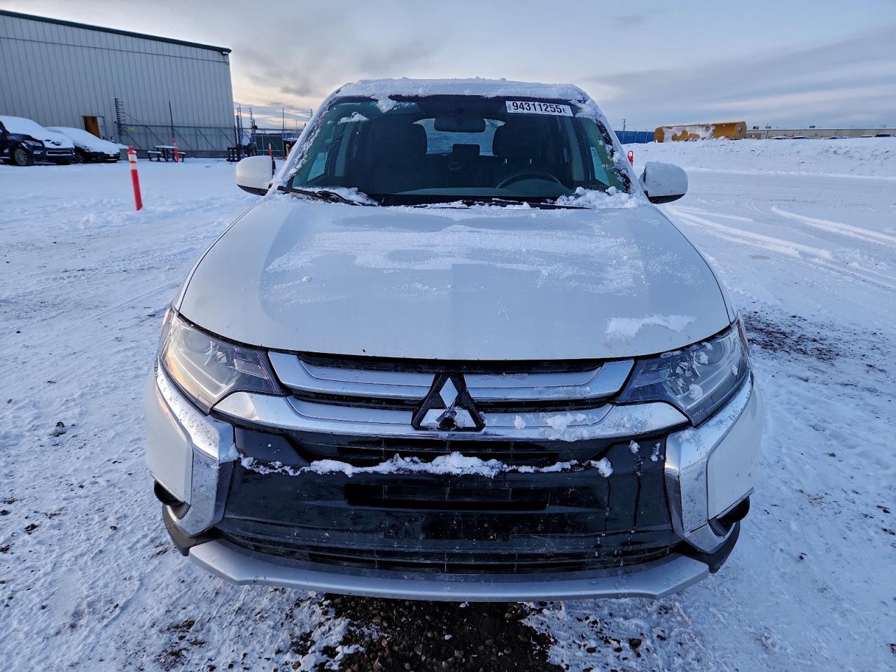 MITSUBISHI OUTLANDER ES