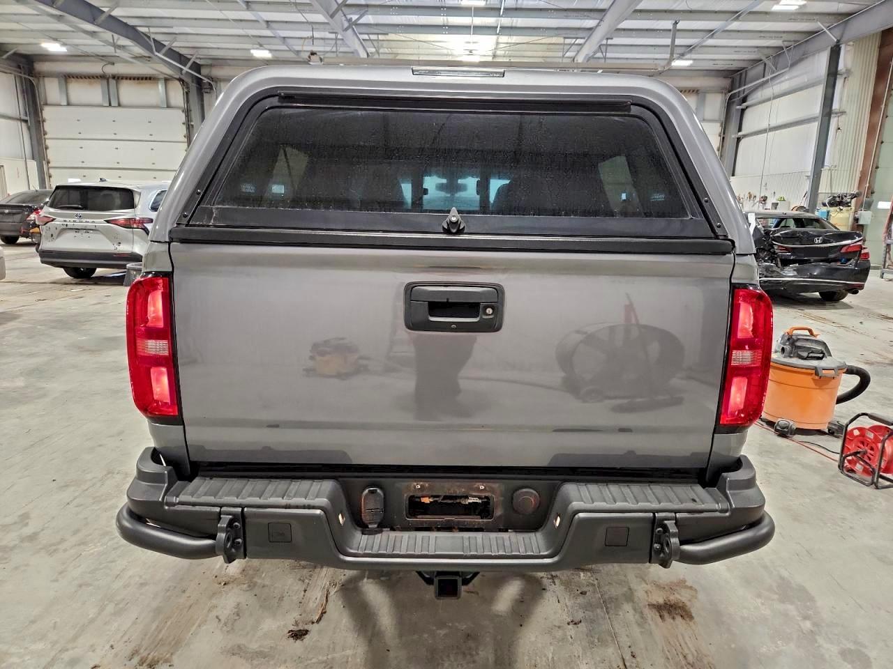 CHEVROLET COLORADO ZR2