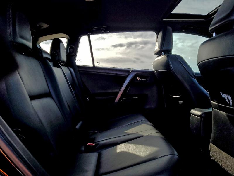 2017 TOYOTA RAV4 SE #3310468059