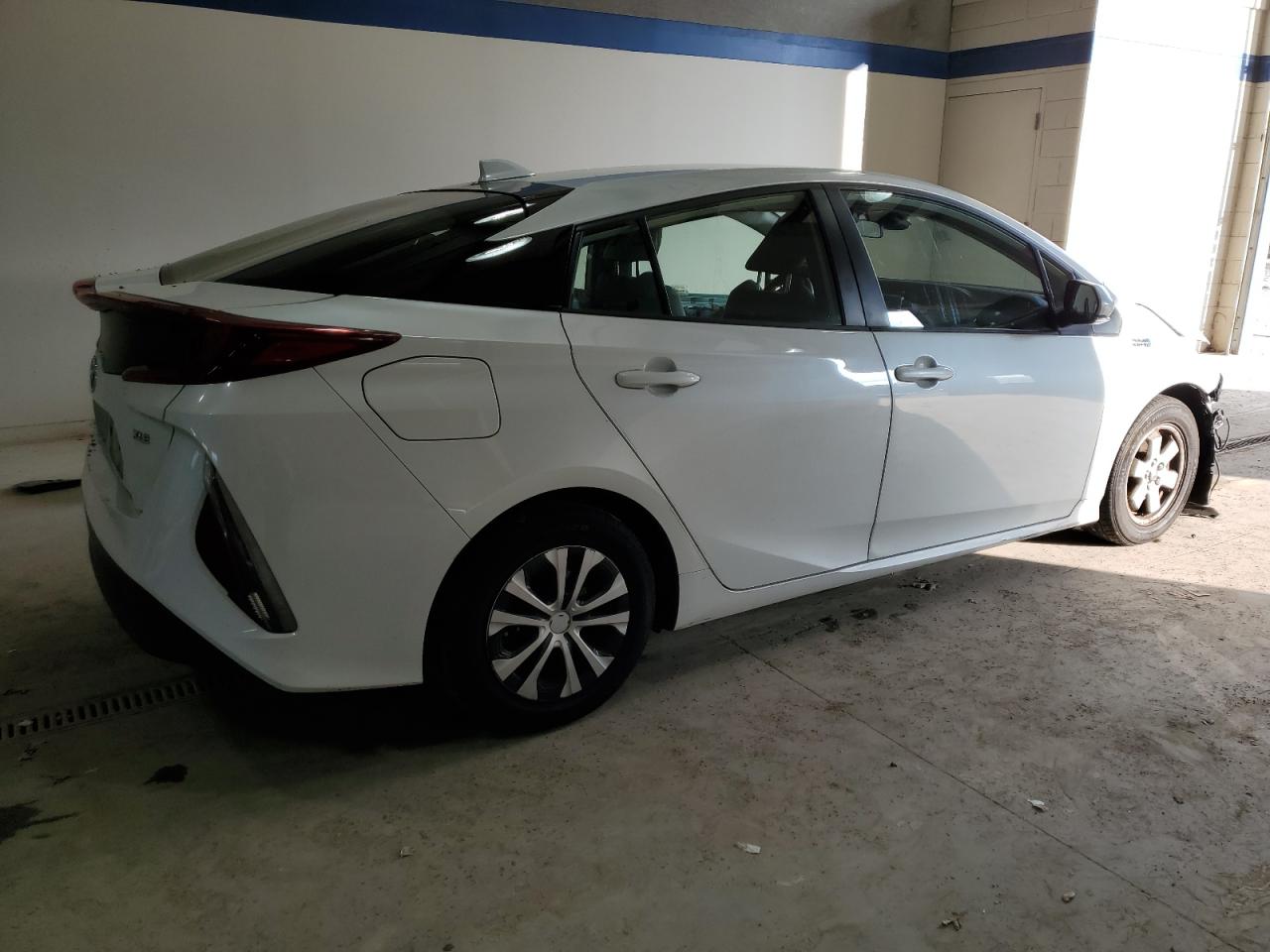 TOYOTA PRIUS PRIME LE