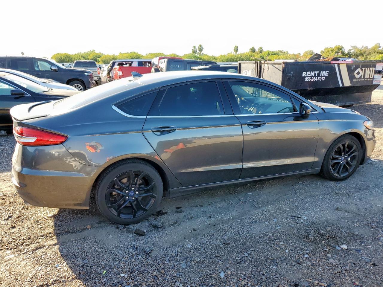 Lot #3305655775 2019 FORD FUSION SE