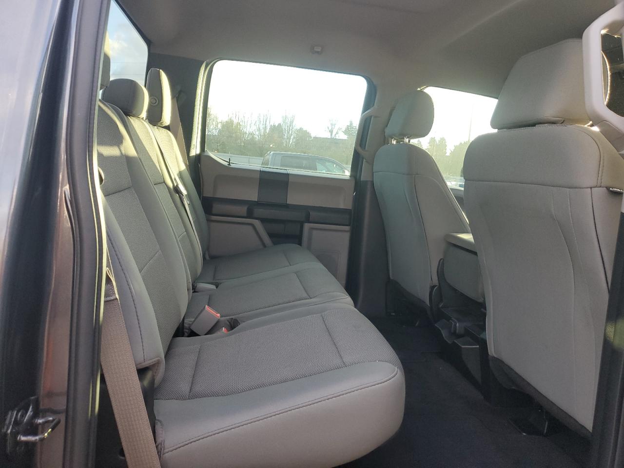 FORD F-350 SUPER DUTY