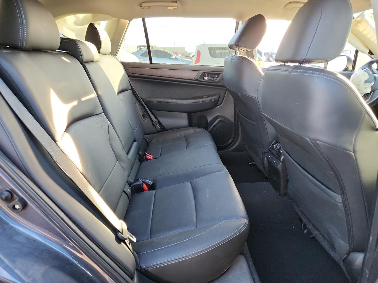 SUBARU OUTBACK 3.6R LIMITED