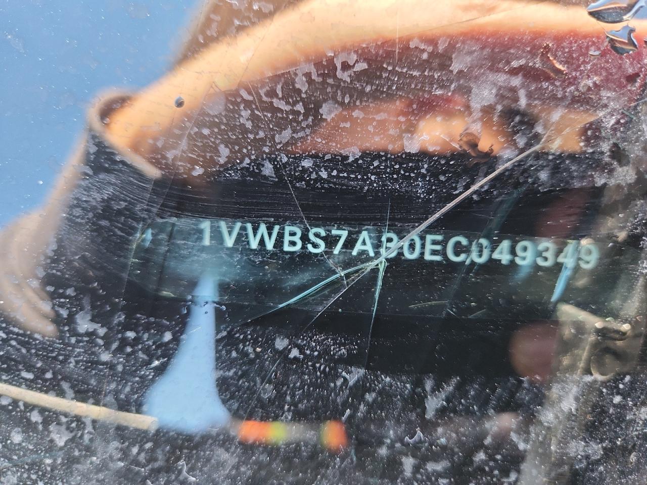 VOLKSWAGEN PASSAT SE