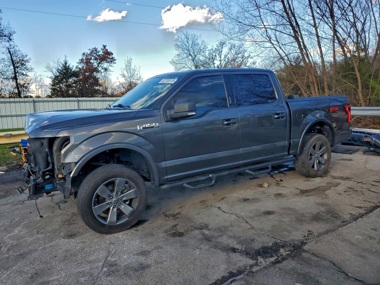 FORD F-150 SUPERCREW