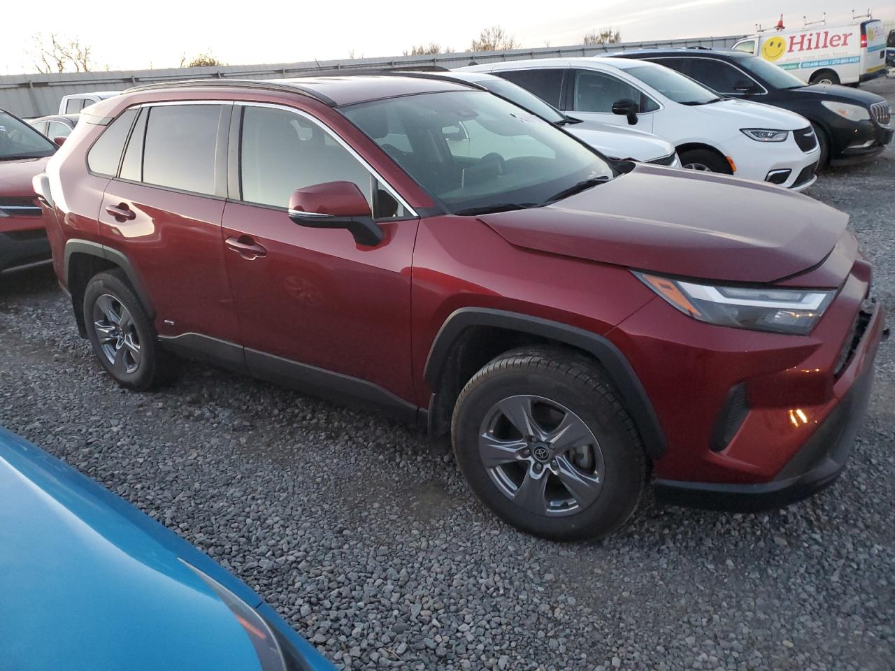 TOYOTA RAV4 LE