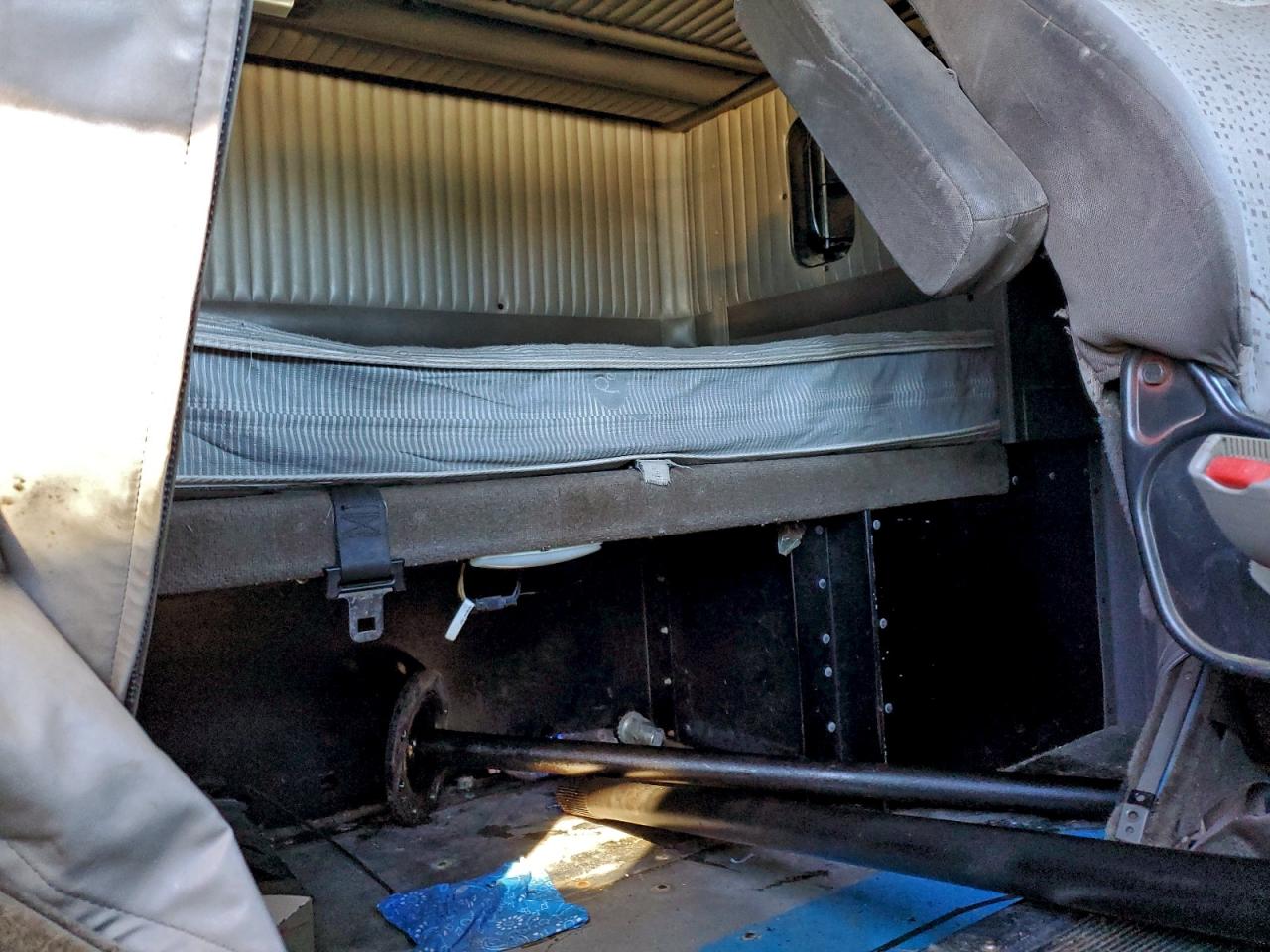 Lot #3298024144 2013 KENWORTH CONSTRUCTI