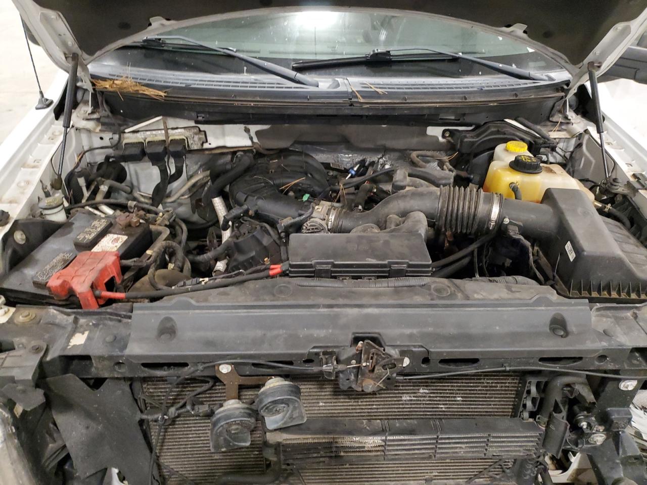 FORD F-150 SUPER CAB