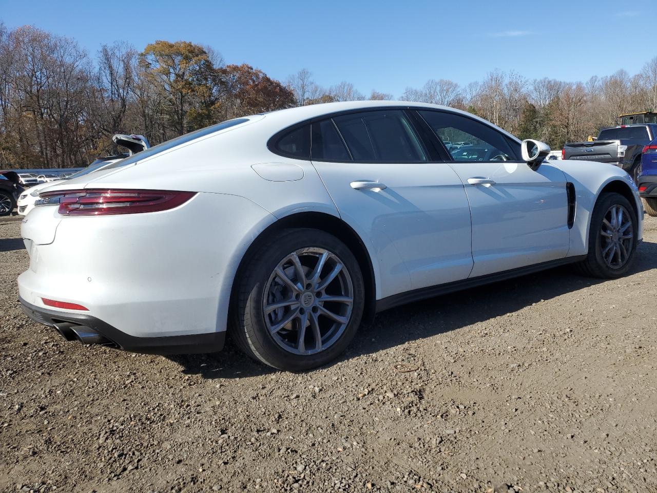 PORSCHE PANAMERA 4