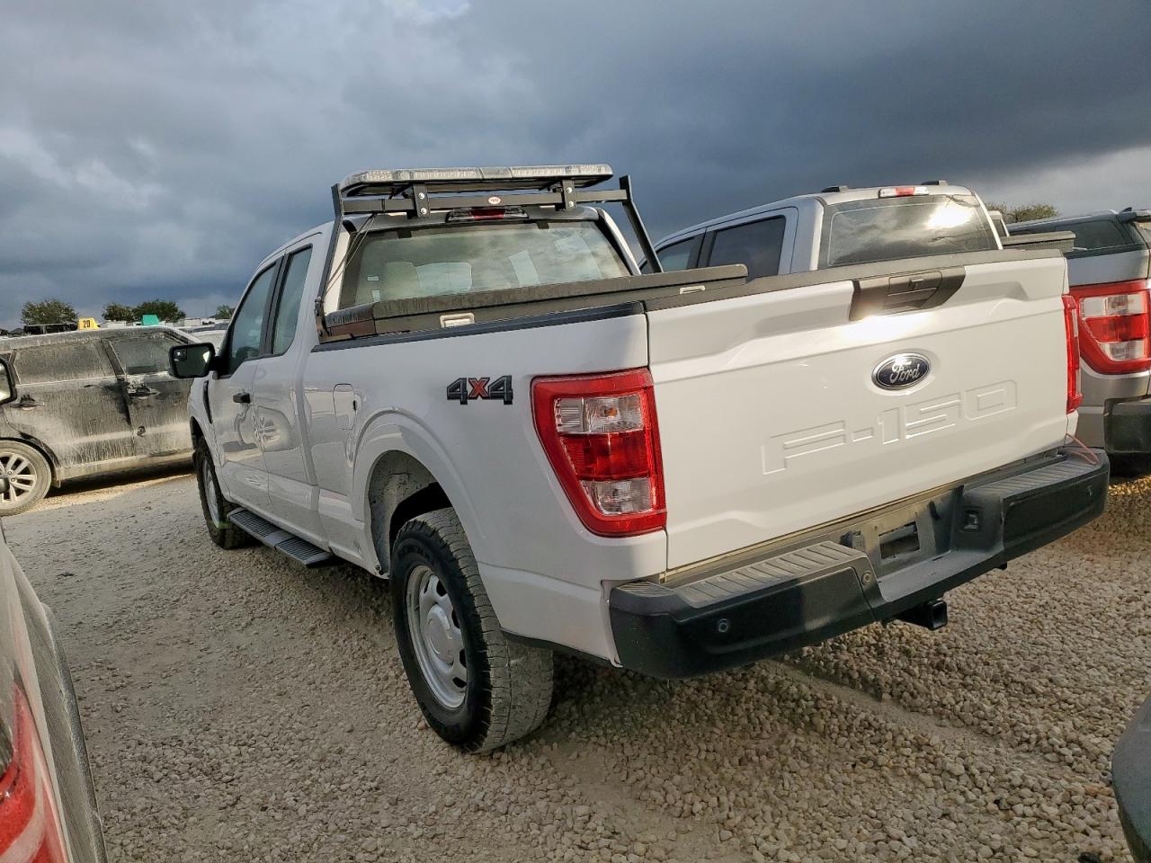FORD F-150 SUPER CAB