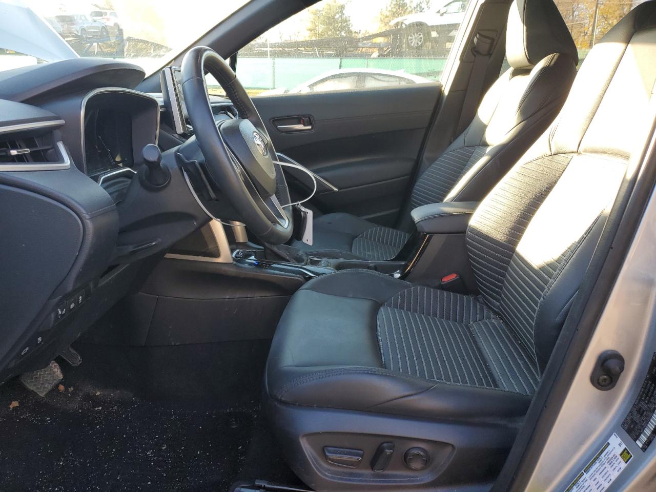 TOYOTA COROLLA CROSS SE